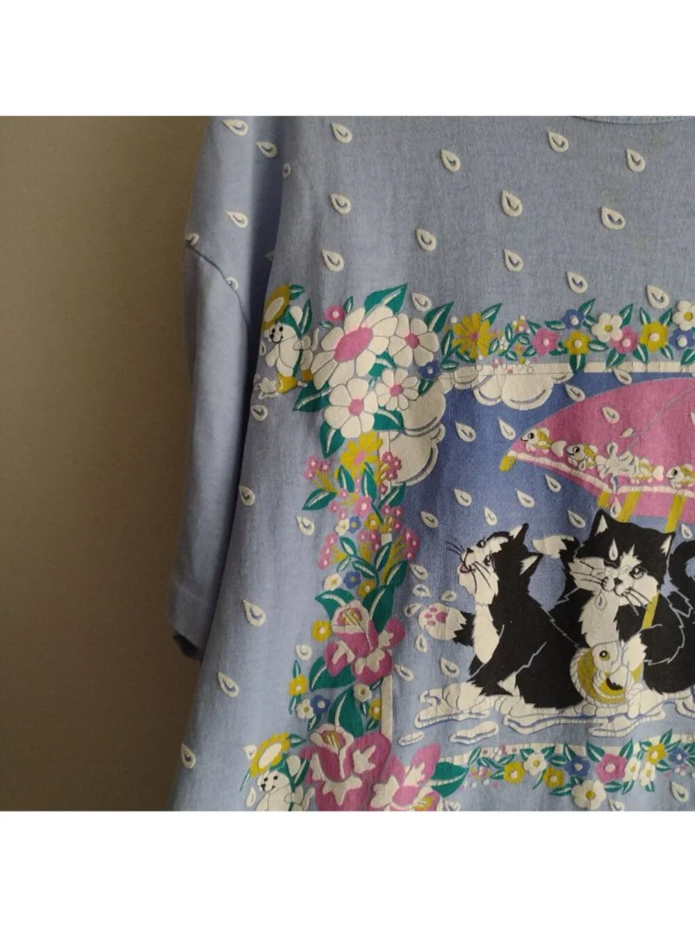Vtg 90s Kitty Puffy Print Shirt L Blue Spring Showers Scarab Tee - Picture 5 of 8
